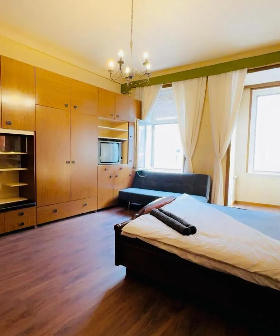 Comfy 2Br Apt For 5P Easy Access To Stadthalle Vienna Apartment