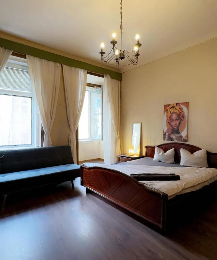 Comfy 2Br Apt For 5P Easy Access To Stadthalle Vienna 0*,  Austria